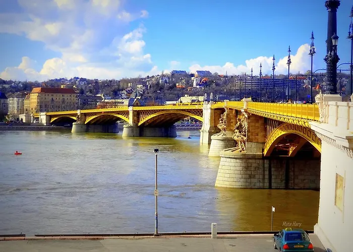 Unique At The Danube With Aircon Budapest
