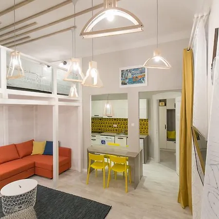 Apartment Unique At The Danube With Aircon *